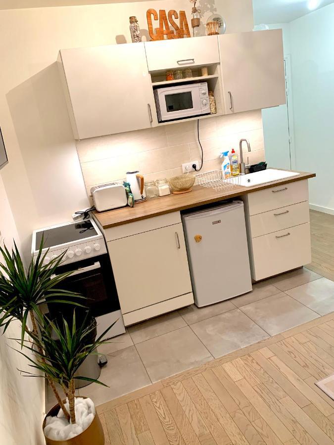 Le Bali Cosy House - T2 Lumineux Et Moderne En Plein Centre Ville De Maisons-Alfort Zewnętrze zdjęcie